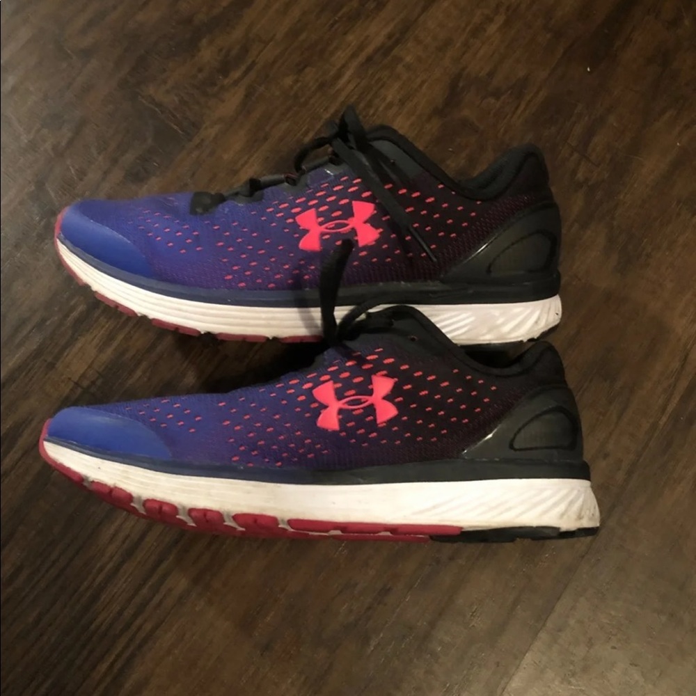 Underarmour sneakers